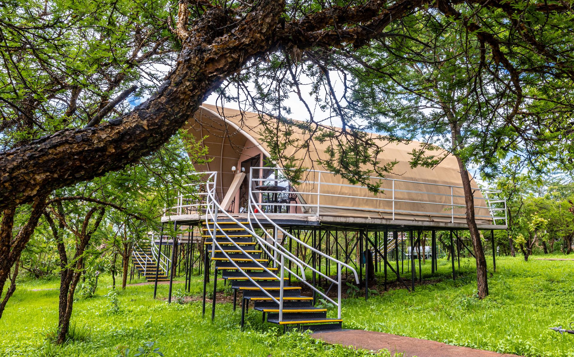 best sari lodges and camps in Tanzania